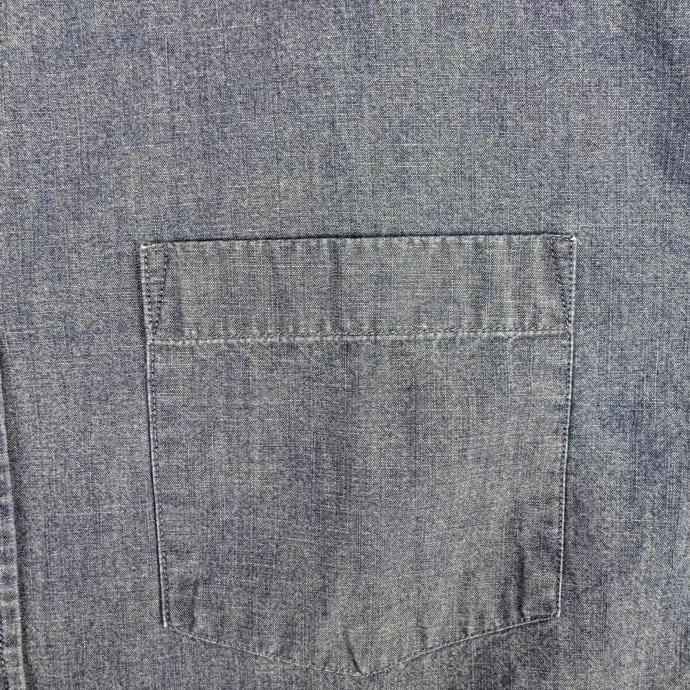 Banana Republic Shirt Mens XL Blue Chambray Untucked Slim Fit Button Down Cotton